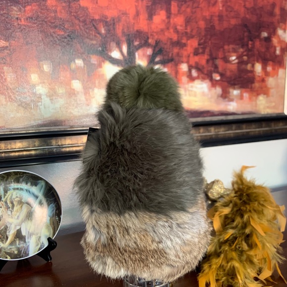 BEANIE - Genuine Rabbit Fur Pom-Pom Hat - Picture 1 of 4